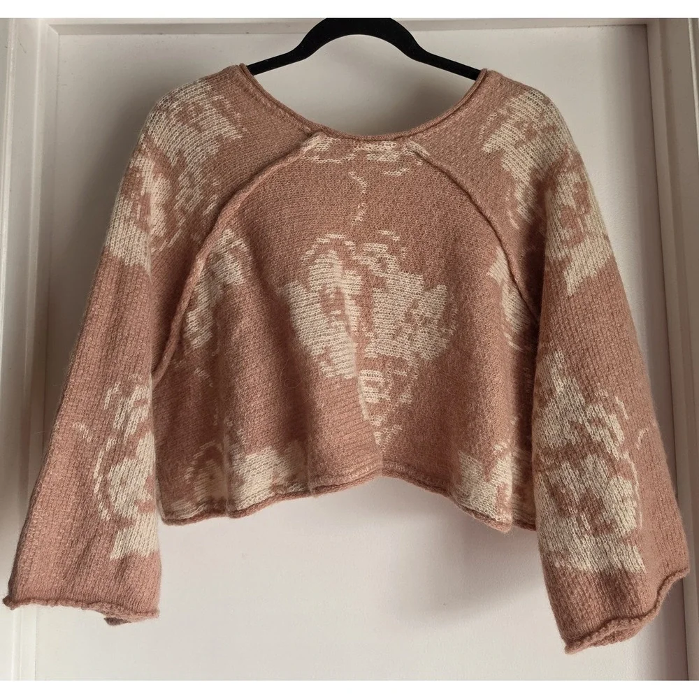 Free People Sweater Size S Pink Cream Floral Scoop Neck 3/4 Sleeve Pullover
